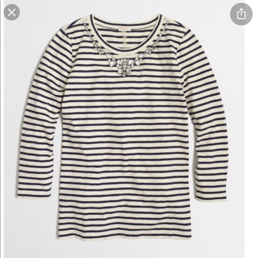 3/4 navy and cream striped shirt with jewel neckline attached